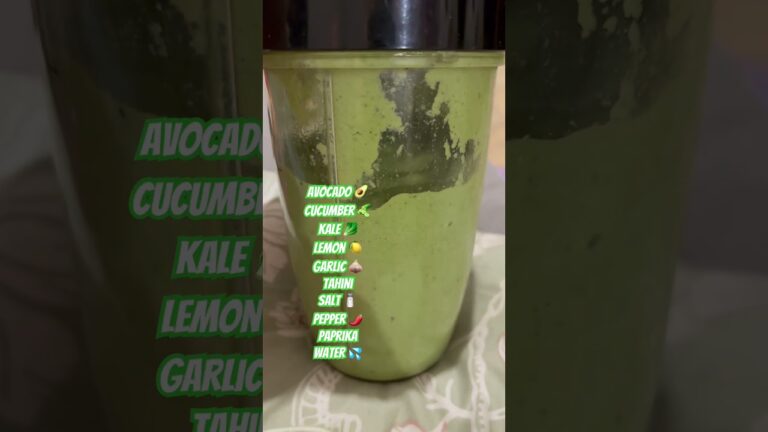 Avocado tahini green healing smoothie #avocado #garlic #smoothies