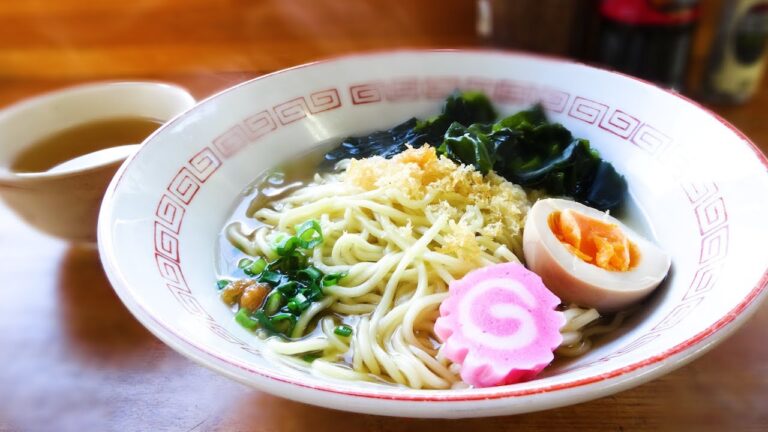 【うどんみたいなラーメン!!】製麺所のうどん出汁で食べる『ラーメン』が最高な讃岐うどんの名店【村上製麺所】香川県高松市[うどん･ラーメン･そば]