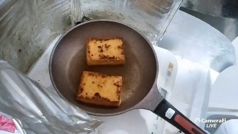 厚揚げ生姜のせ醤油かけ表裏カリカリ焼き