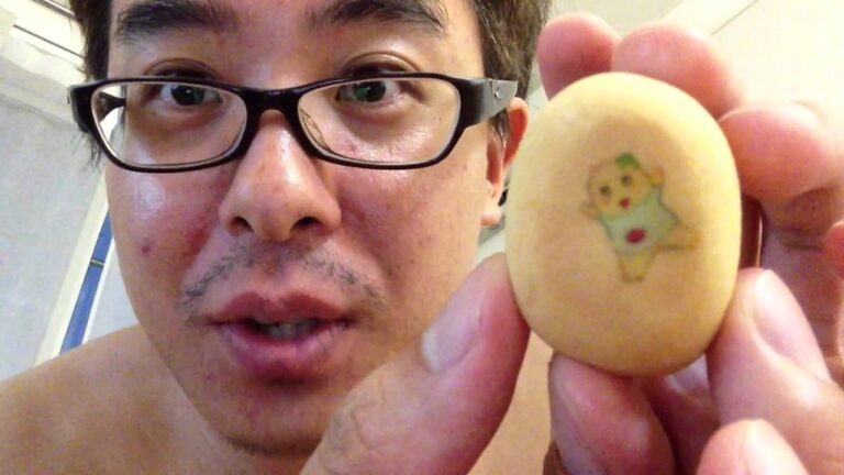 大人気！ふなっしーの梨汁まんじゅうを食べてみた！梨汁ブシャー