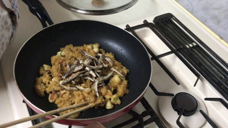 いりこのニンニク油味噌炒め