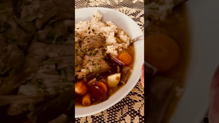 海外で創作料理🍛スープカレー風クスクス😋平べったい桃有った🍑