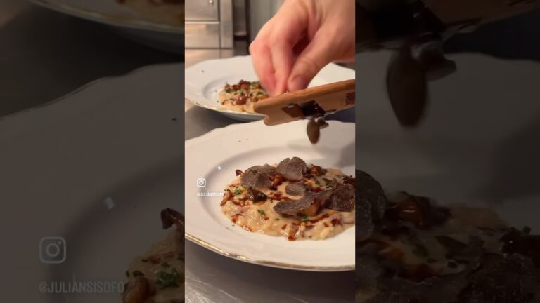 That’s One Creamy & Luxurious Risotto 👀 #risotto #food #shorts #chef