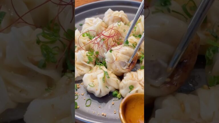 【餃子の皮で】スープが溢れるお手軽小籠包のレシピ🥟👲 #shorts