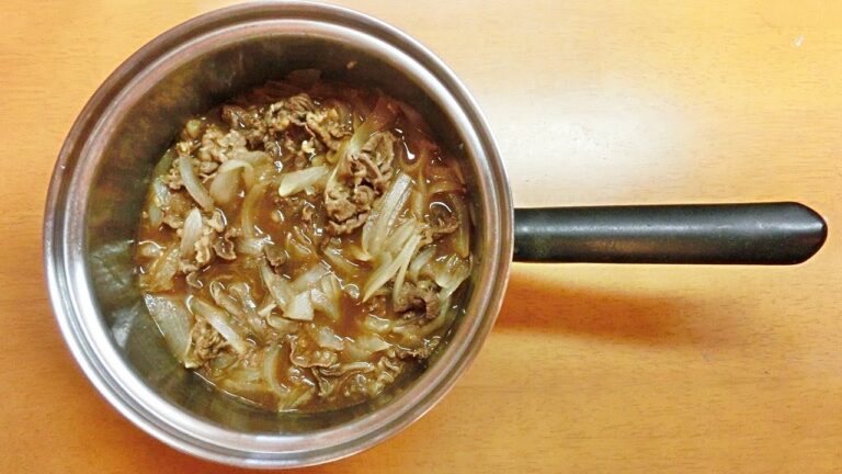 無水鍋を使った簡単な牛丼の作り方