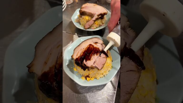 開店前から行列 即満席の“魅惑チャーハン”＆絶品台湾皿