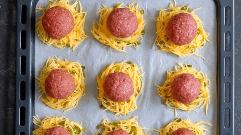 じゃがいもとひき肉があったら何に使う？ミートボールに決まってる！