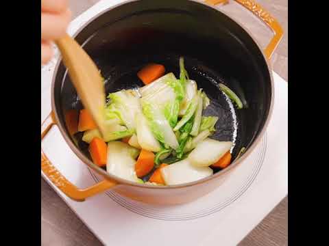 とろとろ白菜のスープ餃子