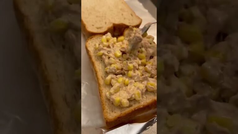 ツナマヨコーントースト作ってもろた #Shorts #ツナマヨ #トースト