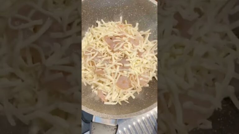 ＼腸活におすすめ／えびキムチーズもやし