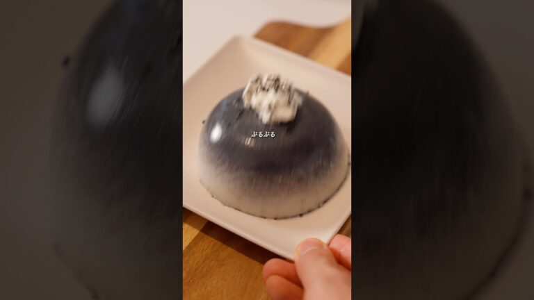 ぷるぷる『黒ごまクリチプリン』#簡単レシピ