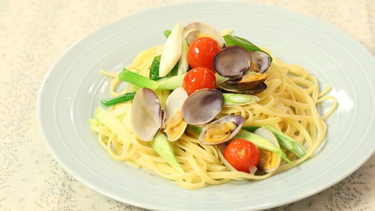 たっぷり野菜とあさりのパスタ