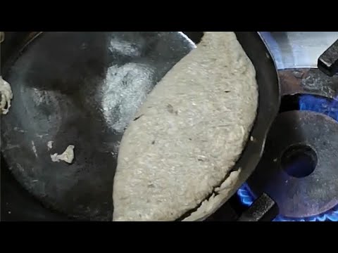 イカスミオムレツ