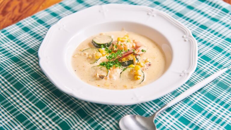 シーフードと夏野菜のガーリッククリーム煮