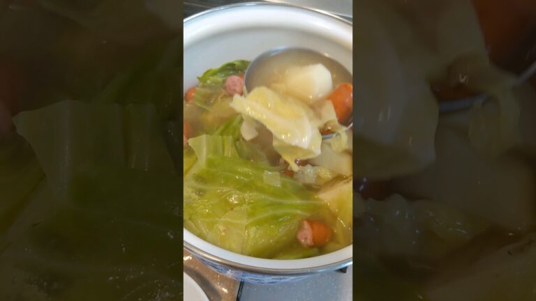 作ったシリーズ　キャベツとじゃがいもとウインナーのみのポトフ #food