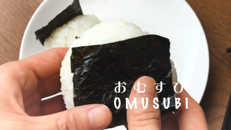 炊きたてごはんでおむすび　新米でとっても美味しい。塩おむすび　梅むすび　おかかむすび　Rice boll 'OMUSUBI'＃おむすび＃OMUSUBI