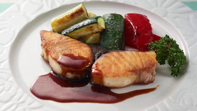 「さわらのしょうゆバターソテー」の作り方