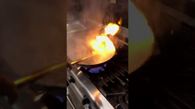 簡単レシピ（鶏ハツもとのスタミナ炒め）