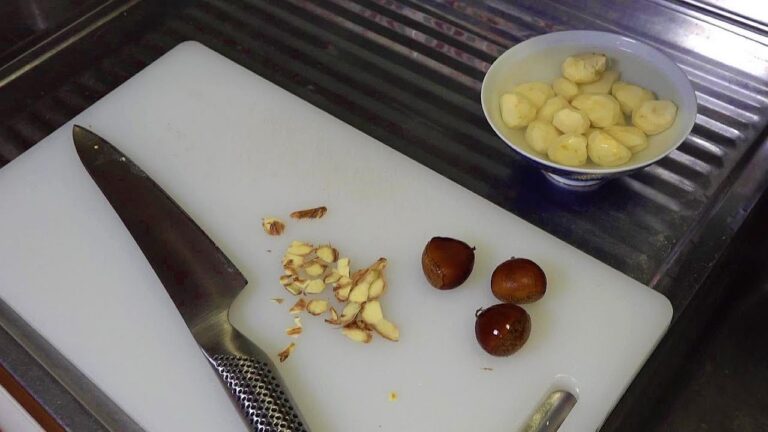 栗は砂糖で煮ただけで充分旨い事に気付きました