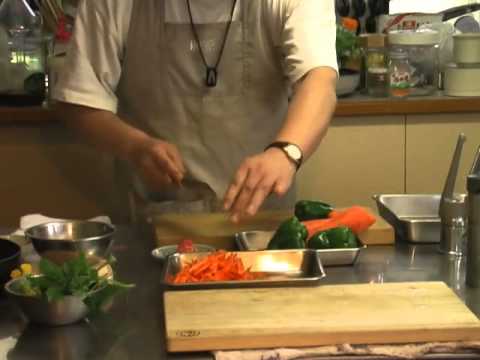 にんじんとピーマンが大好きになる！にんじんとピーマンのたらこ和え　~トミーの料理教室~