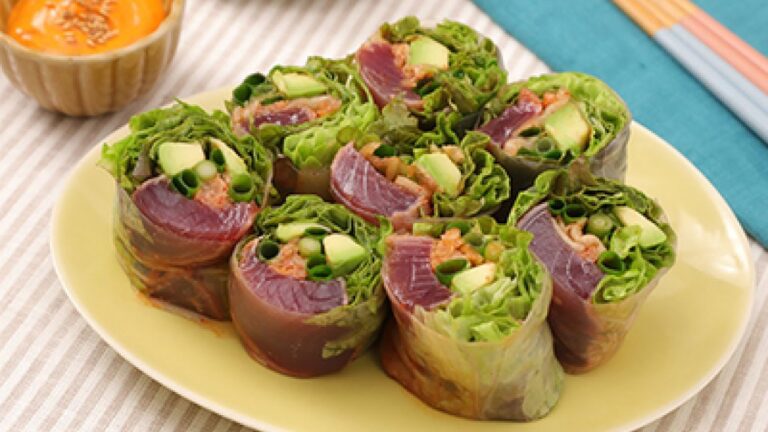 かつおとアボカドキムチの生春巻き