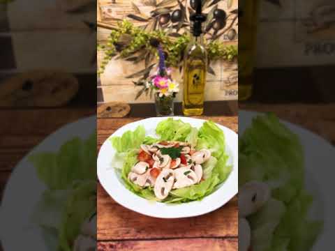 【生マッシュルームサラダ】mushroom salad