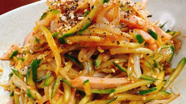 【レンジで３分、和えるだけ】これがマジ驚くほど超旨すぎる！『やみつき無限もやしキュウリ』食費節約／おつまみ／ダイエット／低糖質、低脂質／作り置き／旨辛／飯テロ