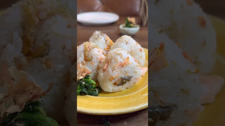 【シンプルおにぎり】ごま油でカリッと焼いた塩鮭おにぎり