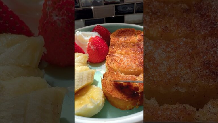 Cinnamon Sugar Butter Toast | Easy Crunchy Breakfast