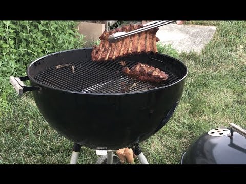 BBQ台でスペアリブ　Spareribs (Japanese ginger grilled taste)