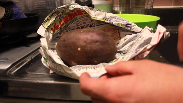 電子レンジで焼いたサツマイモ