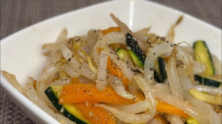 【ヘルシー＆時短】火を使わない3色ナムル（ズッキーニが主役）