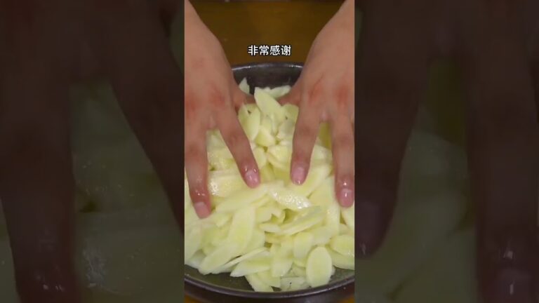 冬吃萝卜夏吃姜，一年四季都健康。醋泡生姜这样做，简单方便还好吃#美食#醋泡生姜