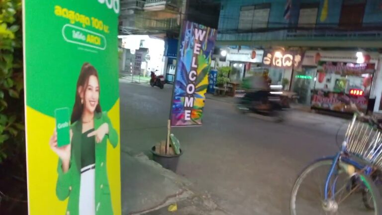 パッタイ・ガパオ・筋トレ・スシな日　　#パッタイ 　#ガパオライス 　#筋トレ 　#チェンマイ