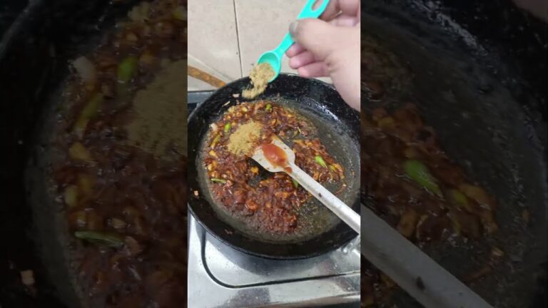 Try this Chilly Mushroom at home #lowoil ,spice up! #food  #shorts #cooking #viral #love #tasty