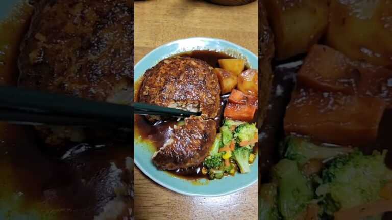 我が家の「煮込みハンバーグ」😋‼️肉汁が出せなかったのは失敗…😅