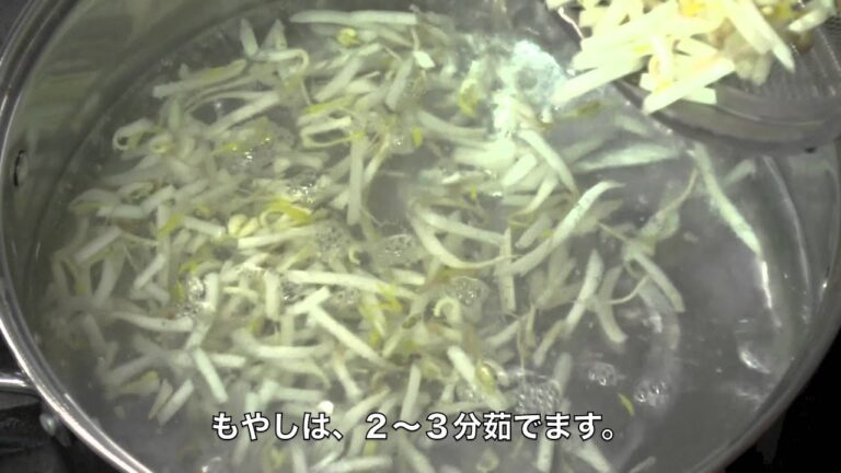 アスパラガスとササミのごまマヨ和え