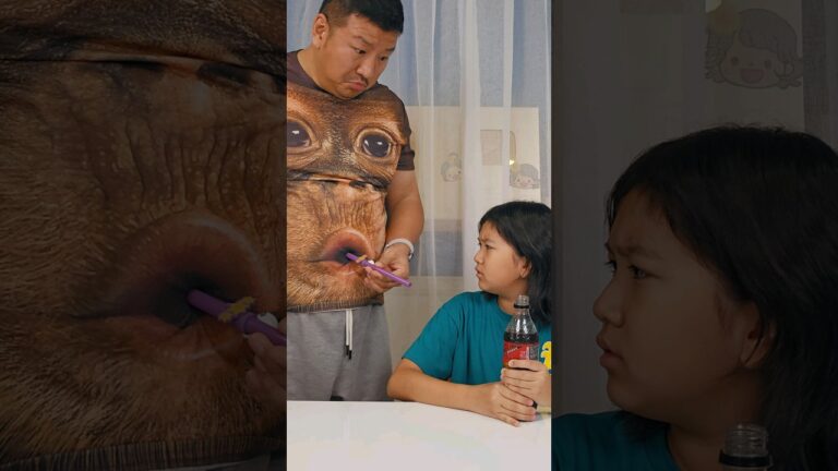 コーラちょーだい🥤Give me a cola🦧#ひまわり笑劇場 #himawariちゃんねる #ひまわりチャンネル #まーちゃんおーちゃん #shorts