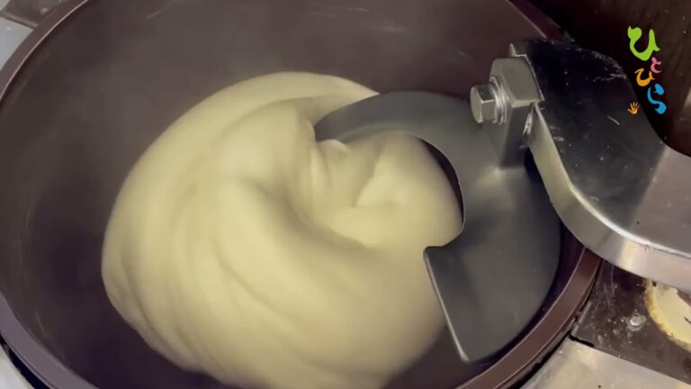 北海道産のもち米を使ったこだわりのお餅です。