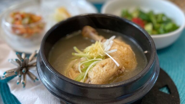 本格サムゲタンの作り方｜中に詰めた栗ごはんが美味しい｜夏バテ防止に