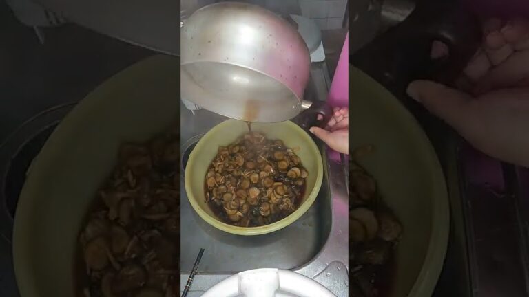 キュウリのキューちゃん手間かかりすぎ😰6回目の味付けでした。2時間冷まします😄