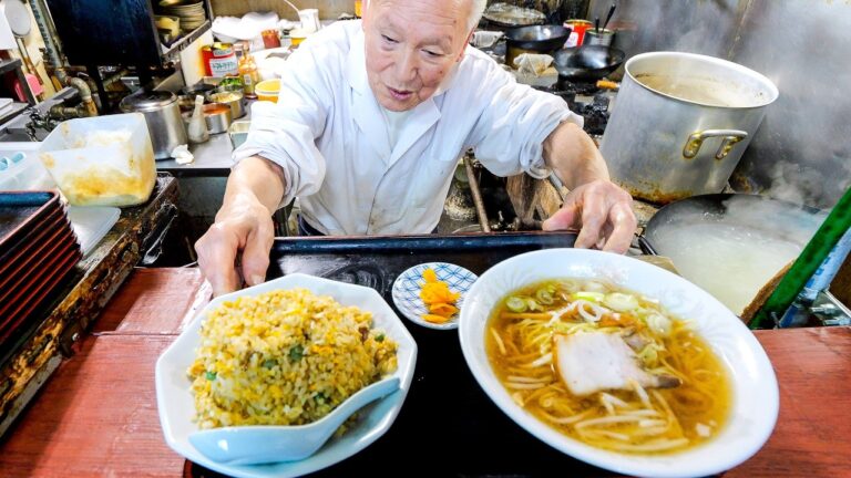 現役バリバリ８０歳夫婦！レジェンド町中華の想像を超えるガツ盛りメシ丨Japanese Good Old Diner