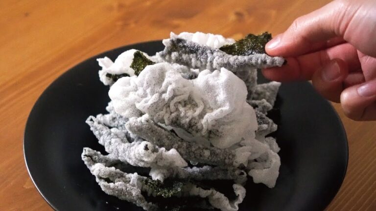 【主な材料は2つだけ】海苔を使ったやみつき韓国お菓子「キムブガク」の作り方/ How to make "Bu-gak Kim"【韓国料理】