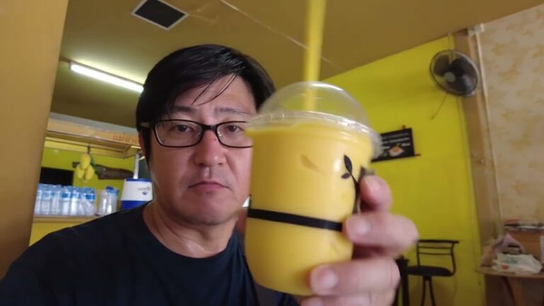 パタヤで超美味いマンゴースムージーを飲みに行ってみた