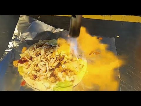 チキンケバブとチーズのハーモニーが最高なラップサンド【World Food Films】