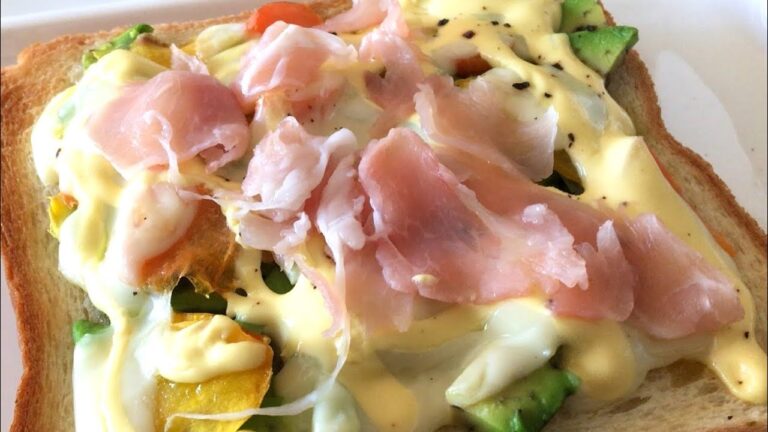 生ハム・アボカド・カボチャ・ニンジンのチーズトースト Toast with Prosciutto, Avocado, Pumpkins, Carrots and Cheese