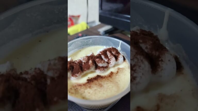 FamilyMartで買った　夏のとろけるティラミス　コーヒーゼリー入りです。