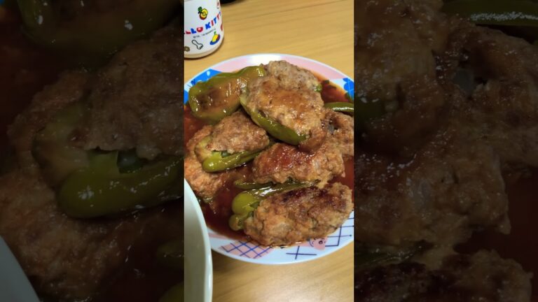 #味噌汁 #ピーマンの肉詰め #れんこんとこんにゃくのきんぴら #こふきいも #とろろ #鮭フレーク