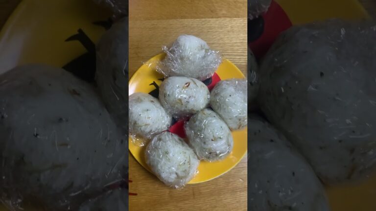 おにぎり　#料理  #ちりめんじゃこ　#おにぎり