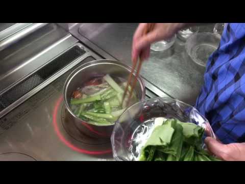 ママのお助けレシピ（トマトのそうめんスープ）リビング和歌山2016年7月